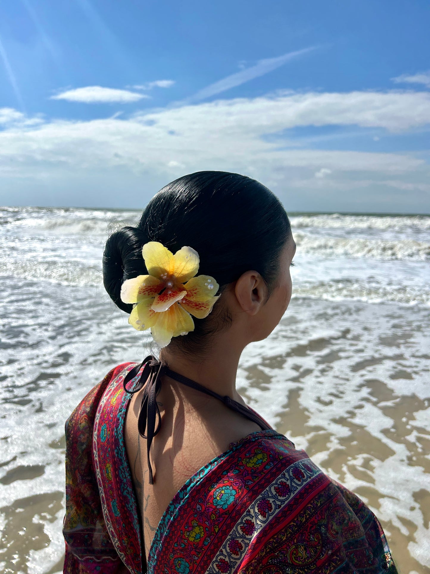 MANGO BLOOM HAIRCLIP