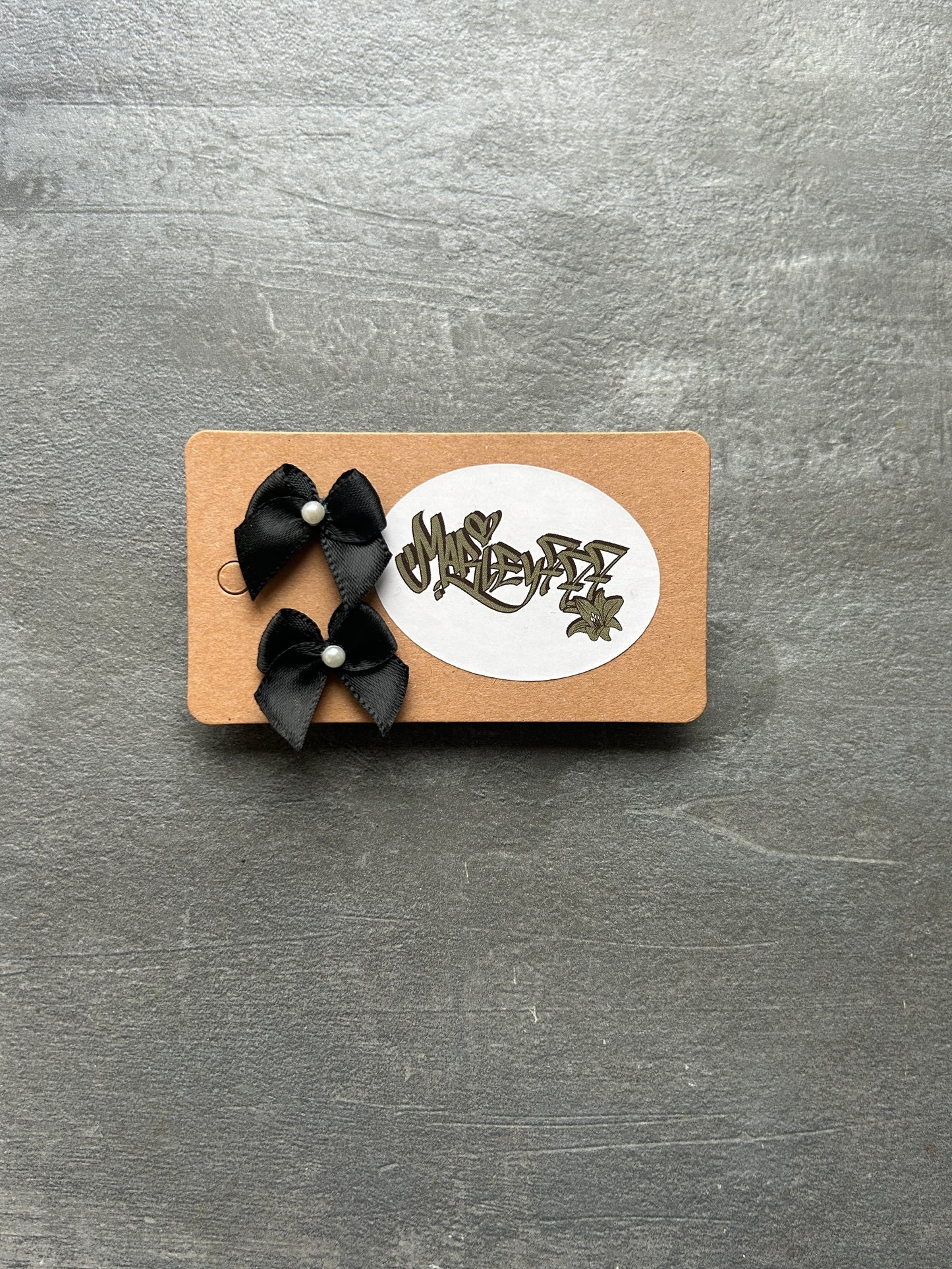 MINI BOW EARRING BLACK