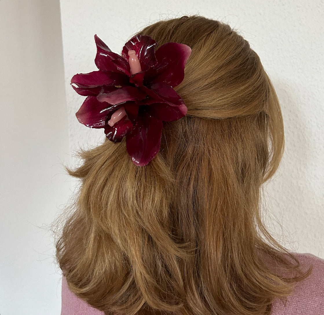 RED VELVET HAIRCLIP